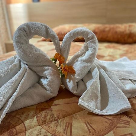 Mandanici :Borgo Marsalini Hotel Barcellona-Pozzo di Gotto Kültér fotó