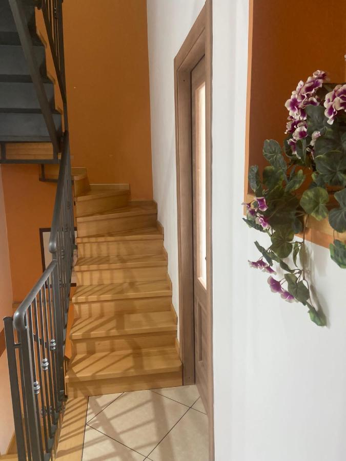 Mandanici :Borgo Marsalini Hotel Barcellona-Pozzo di Gotto Kültér fotó