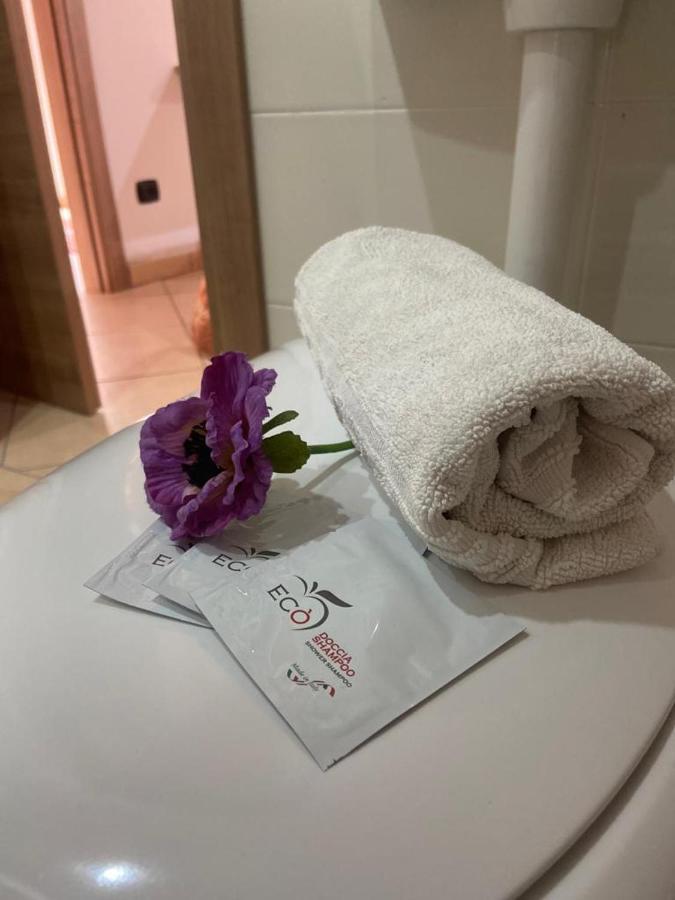 Mandanici :Borgo Marsalini Hotel Barcellona-Pozzo di Gotto Kültér fotó