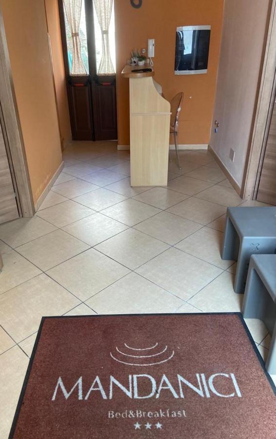 Mandanici :Borgo Marsalini Hotel Barcellona-Pozzo di Gotto Kültér fotó